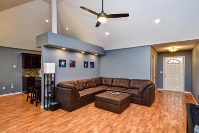 4815 N 11th St-7