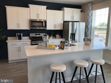 2037 Ruby Lockhart Blvd, Mitchellville, MD 20721 - photo 6