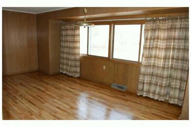 425 NW 50th Place, Des Moines, IA 50313 - photo 3