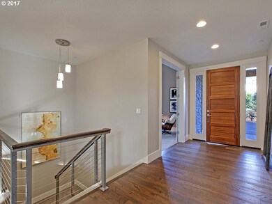 18048 Eastridge Ln, Lake Oswego, OR 97034 - photo 3