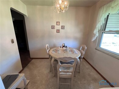 2705 102nd St, Toledo, OH 43611 - photo 3