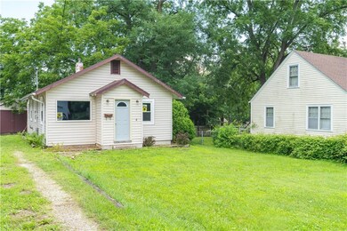 1247 56th St, Des Moines, IA 50311 - photo 3