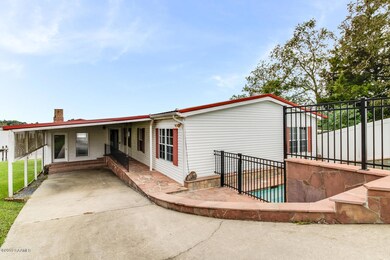 Driveway Entry