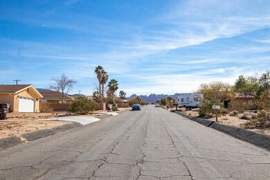 8212 Pine Springs Ave, Twenty-Nine Palms, CA 92277 - photo 4