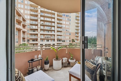 The Mark Condominiums unit 315, Houston, TX 77056 - photo 2