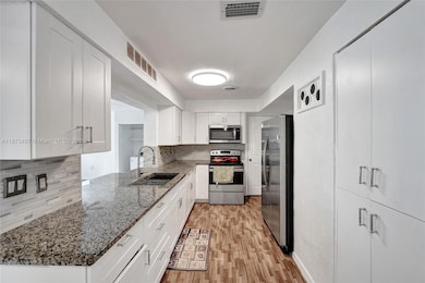 3330 Taft St, Hollywood, FL 33021 - photo 2