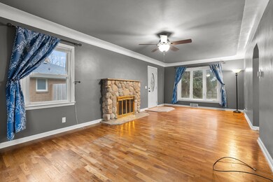 1413 Sunnyside Dr, Kalamazoo, MI 49048 - photo 4