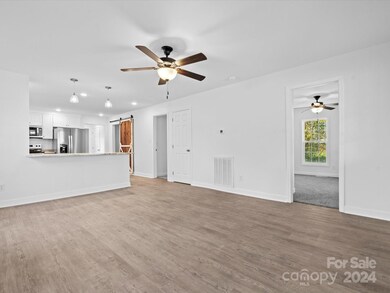 306 Flatrock St, Clover, SC 29710 - photo 7