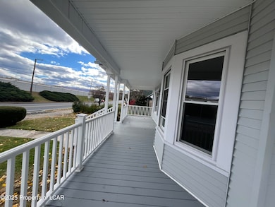 165 River St, Kingston, PA 18704 - photo 7