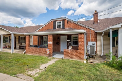 185 Chess St, New Eagle, PA 15067 - photo 4