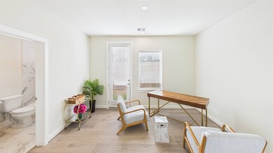 3925 Willowbend Point Dr, Houston, TX 77025 - photo 5