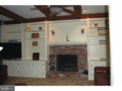 702 Cornwallis Dr, Mount Laurel, NJ 08054 - photo 6