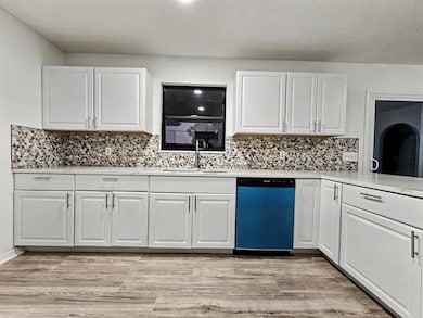 573 SE Port St Lucie Blvd, Port Saint Lucie, FL 34984 - photo 2