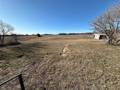 17262 E 1150 Rd, Sweetwater, OK 73666 - photo 4