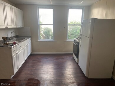 520 E 24th St unit 1, Paterson, NJ 07514 - photo 4