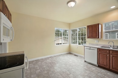 217 S Broadway St, Tekoa, WA 99033 - photo 3