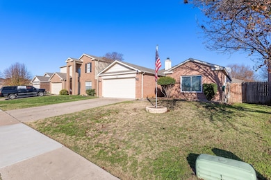 1012 Beechwood Dr, Denton, TX 76210 - photo 2