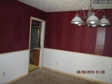 1115 Krumroy Rd, Akron, OH 44306 - photo 4