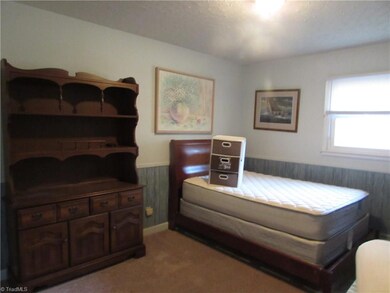 330 Clearview Dr, Asheboro, NC 27205 - photo 5