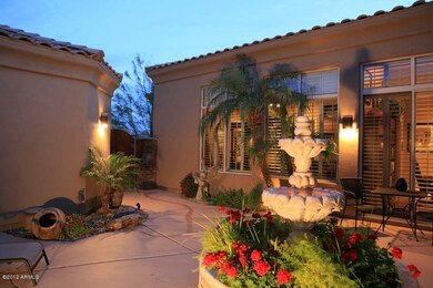 night-courtyard2