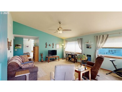 1302 Seacrest Ln, Brookings, OR 97415 - photo 4