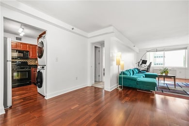 Park Lane On Peachtree unit 507, Atlanta, GA 30305 - photo 2