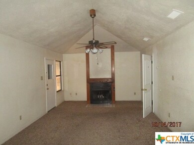 1004 N 4th St, Copperas Cove, TX 76522 - photo 2