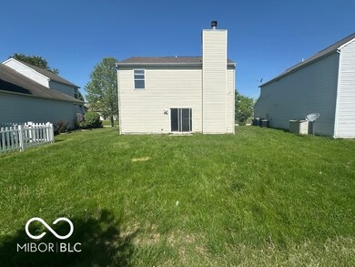 11663 Congressional Ln, Indianapolis, IN 46235 - photo 3