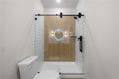 2539 E Villa Maria Rd unit 11D, Bryan, TX 77802 - photo 7