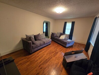 115 & 115.5 Hampshire Dr, Gaffney, SC 29341 - photo 4