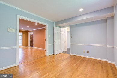 11904 Triple Crown Rd, Reston, VA 20191 - photo 7