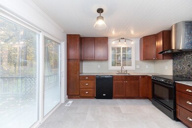 75 Minechoag Heights unit 75, Ludlow, MA 01056 - photo 3