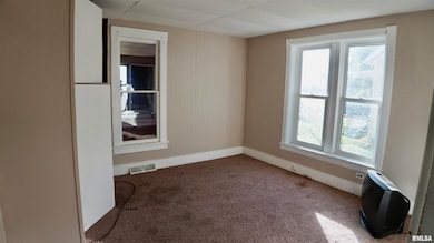 202 S 1st St, Easton, IL 62633 - photo 6