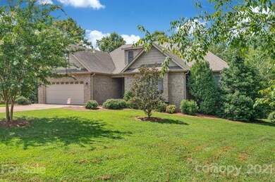 228 Donsdale Dr, Statesville, NC 28625 - photo 3