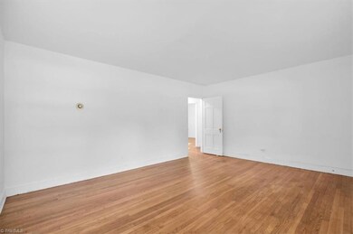 1102 Pennsylvania St, Greensboro, NC 27406 - photo 5