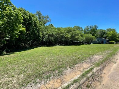 1326 W Crawford St unit LOT 5, Denison, TX 75020 - photo 3