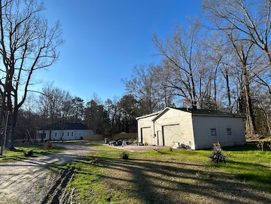 1331 N Main St, Columbia, MS 39429 - photo 5