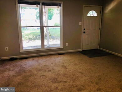 131 Land Or Dr, Ruther Glen, VA 22546 - photo 5