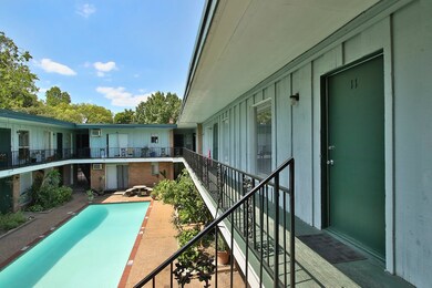 1401 Kipling St unit 12, Houston, TX 77006 - photo 2