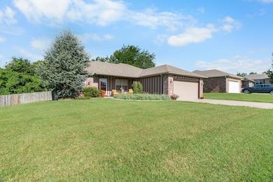 440 Hill Billy Ln, Hollister, MO 65672 - photo 2
