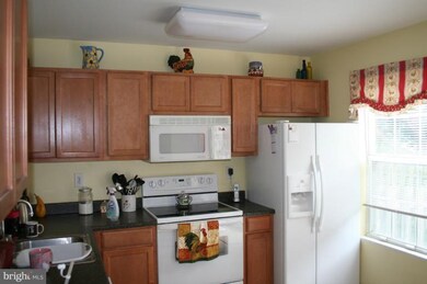 1413 Saint Christopher Ct, Edgewood, MD 21040 - photo 4