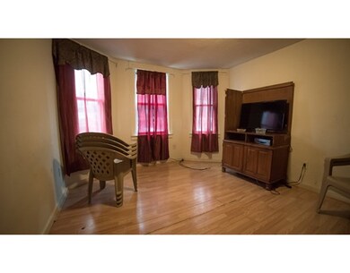 19 Waverly St, Worcester, MA 01604 - photo 3