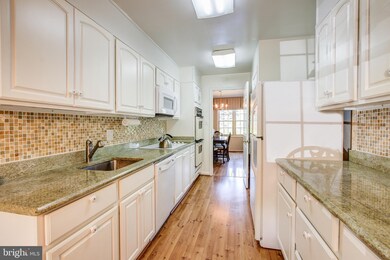 7620 Westlake Terrace unit 70, Bethesda, MD 20817 - photo 5