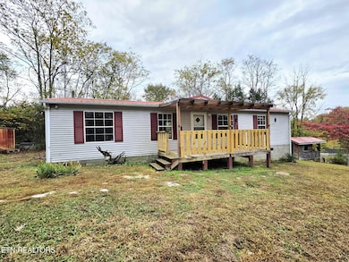 1539 Creek Side Dr, Sevierville, TN 37876 - photo 6