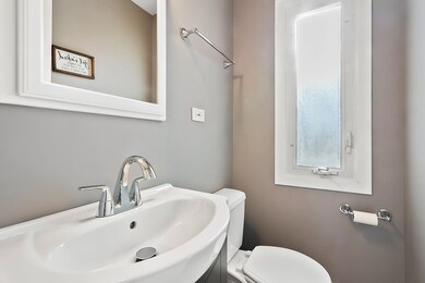 452 E Vallette St, Elmhurst, IL 60126 - photo 7