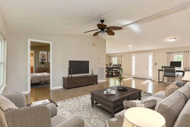 1480 Chapmansboro Rd, Chapmansboro, TN 37035 - photo 5