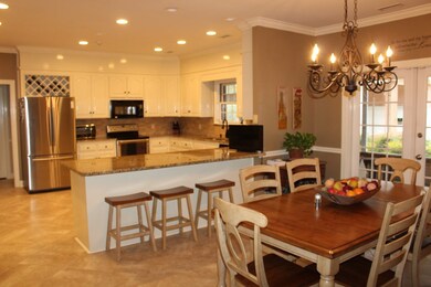 Eat in Kitchen