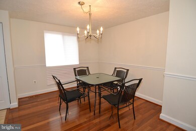 3537 Laurel View Ct, Laurel, MD 20724 - photo 5