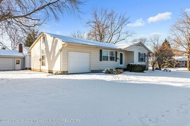 02-1731 Holly Way-2