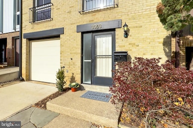 3003 Mission Square Dr, Fairfax, VA 22031 - photo 4